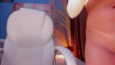 Victoria online show from December 2024 03:04:02 AM