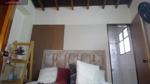 victoriamil1 online show from February 2025 08:44:01 PM