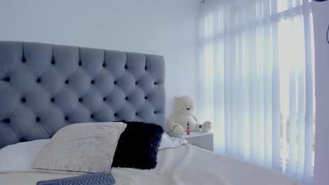 Victoria online show from September 2025 11:43:01 AM