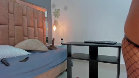 Victoria  online show from January 2025 11:26:02 AM