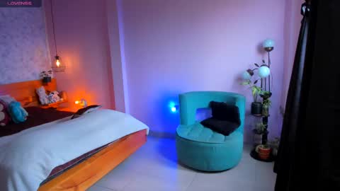 victoriasmithtv online show from March 2025 07:20:02 PM