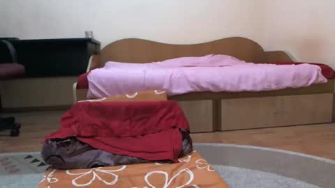 Watchers Wife online show from April 2026 08:17:01 PM