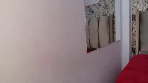 Victoria online show from November 2025 07:19:01 PM