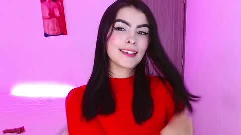 Snapshot of victoriia_henao_ chatting on September 2025 04:01:02 AM victoriia_henao_ online show from September 2025 04:01:02 AM