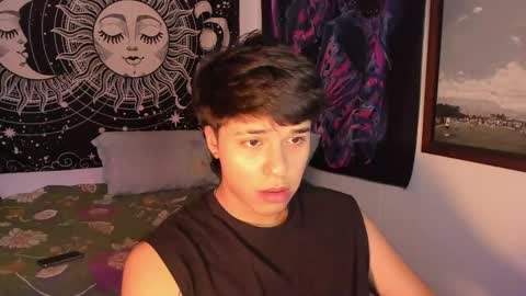 Snapshot of victorino_jhonson chatting on January 2025 07:15:01 PM Victorino Jhonson online show from January 2025 07:15:01 PM