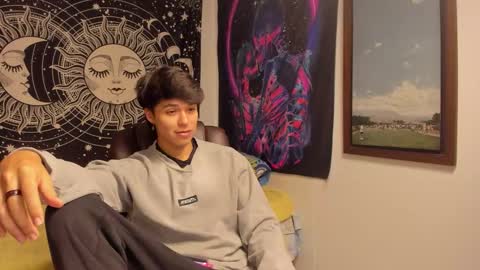 Snapshot of victorino_jhonson chatting on October 2025 02:31:02 AM Victorino Jhonson online show from October 2025 02:31:02 AM