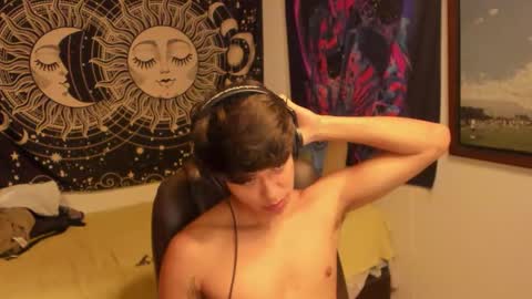 Snapshot of victorino_jhonson chatting on November 2025 05:35:01 AM Victorino Jhonson online show from November 2025 05:35:01 AM