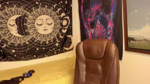 Snapshot of victorino_jhonson chatting on November 2025 02:11:01 AM Victorino Jhonson online show from November 2025 02:11:01 AM