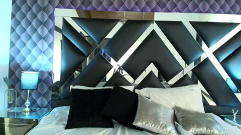 victtoria lee online show from February 2025 07:38:01 PM