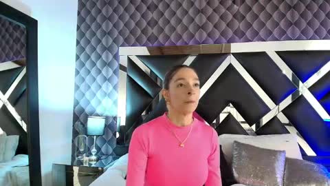 victtoria lee online show from February 2025 12:16:01 AM