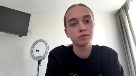 vidabradbury online show from March 2026 10:11:01 AM