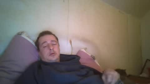 Snapshot of vids1977 chatting on January 2025 01:03:02 PM vids1977 online show from January 2025 01:03:02 PM