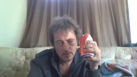 Snapshot of vids1977 chatting on October 2025 09:47:02 PM vids1977 online show from October 2025 09:47:02 PM