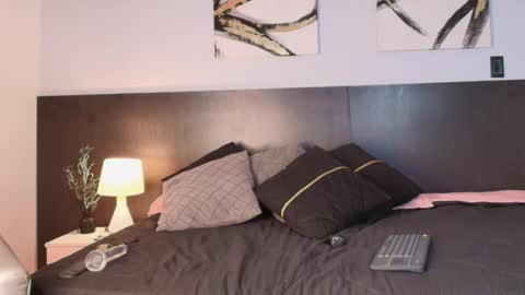 Vienna online show from February 2026 03:37:01 AM