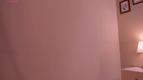 Snapshot of viictoria_becker chatting on September 2025 11:32:02 PM Victoria online show from September 2025 11:32:02 PM