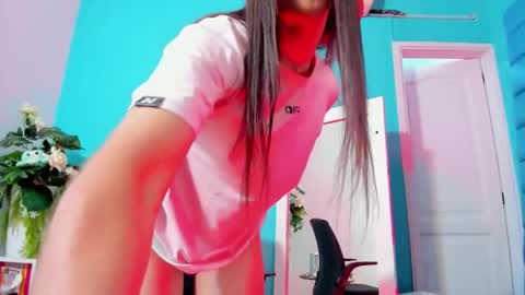 Snapshot of viictoriiasaenz chatting on February 2026 05:51:01 AM viictoriiasaenz online show from February 2026 05:51:01 AM