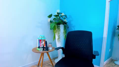 Snapshot of viictoriiasaenz chatting on March 2026 05:02:01 AM viictoriiasaenz online show from March 2026 05:02:01 AM