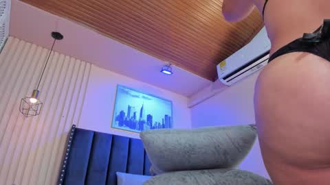 Viiolett online show from February 2026 08:27:01 PM