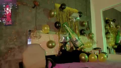 Violet online show from October 2025 05:10:02 PM