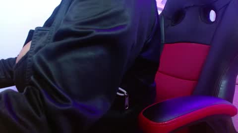 Snapshot of viiolleta chatting on February 2026 12:43:02 PM viioleta online show from February 2026 12:43:02 PM