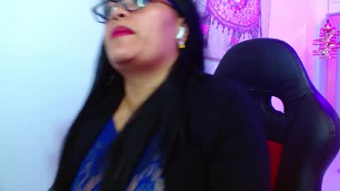 Snapshot of viiolleta chatting on February 2026 12:49:01 PM viioleta online show from February 2026 12:49:01 PM