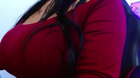 Snapshot of viiolleta chatting on March 2026 12:33:02 PM viioleta online show from March 2026 12:33:02 PM