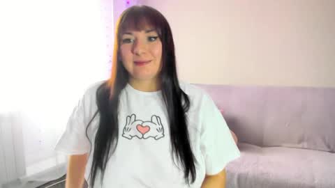 Snapshot of vik_and_love chatting on April 2026 03:48:02 AM Vika online show from April 2026 03:48:02 AM
