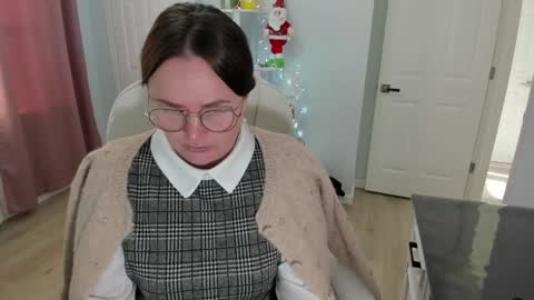 Ukrainian-woman online show from December 2024 06:59:02 PM