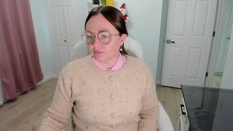 Ukrainian-woman online show from December 2024 04:11:01 PM