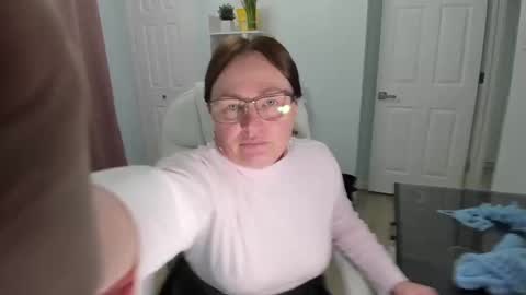 Ukrainian-woman online show from February 2025 05:26:02 PM