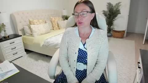 Ukrainian-woman online show from June 2026 09:22:01 AM