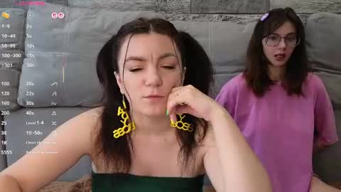 Snapshot of vika_loves_you chatting on June 2026 02:33:02 AM follow my fansly online show from June 2026 02:33:02 AM