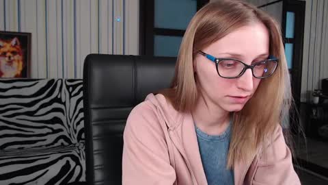 Snapshot of vikaericka chatting on February 2025 06:32:02 AM Vika online show from February 2025 06:32:02 AM