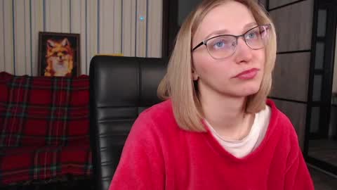Snapshot of vikaericka chatting on May 2026 09:44:02 PM Vika online show from May 2026 09:44:02 PM