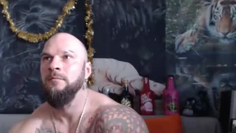 Snapshot of viking_me chatting on February 2026 01:07:02 PM viking online show from February 2026 01:07:02 PM