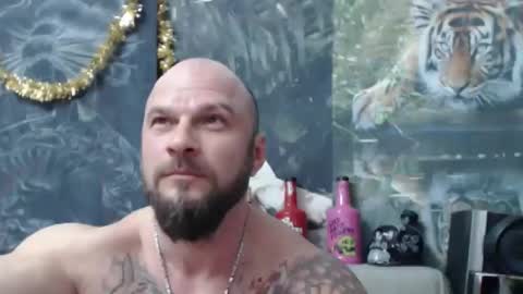 Snapshot of viking_me chatting on February 2026 07:32:02 PM viking online show from February 2026 07:32:02 PM