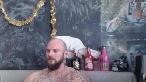 Snapshot of viking_me chatting on February 2026 09:41:02 AM viking online show from February 2026 09:41:02 AM