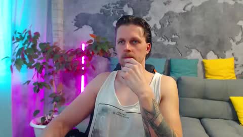 Snapshot of vikingchrisss chatting on May 2026 09:58:01 AM vikingchrisss online show from May 2026 09:58:01 AM
