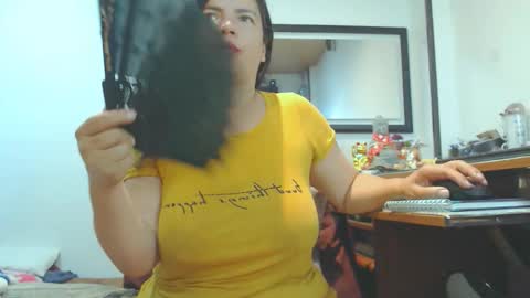 VIKKKTORIAAA online show from September 2025 05:20:02 AM