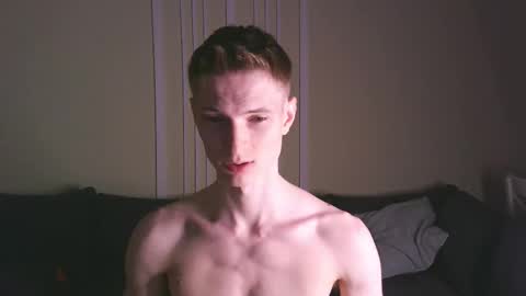 Max online show from October 2025 10:42:02 PM