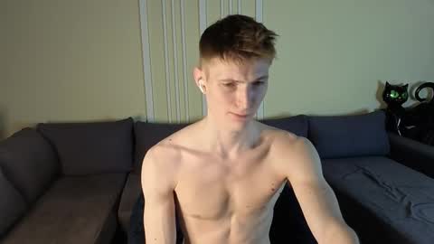 Max online show from November 2025 01:45:02 PM