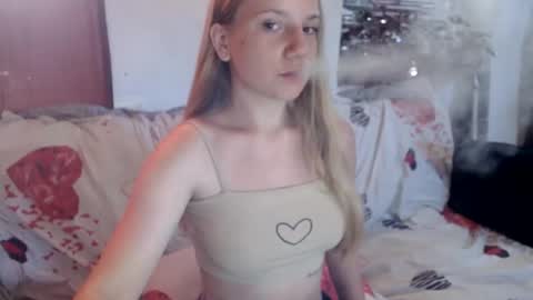 Snapshot of viktorisagi chatting on June 2026 04:28:01 AM ViktoriSagi online show from June 2026 04:28:01 AM