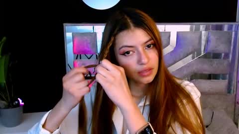 viky_evanss online show from November 2025 06:51:01 PM