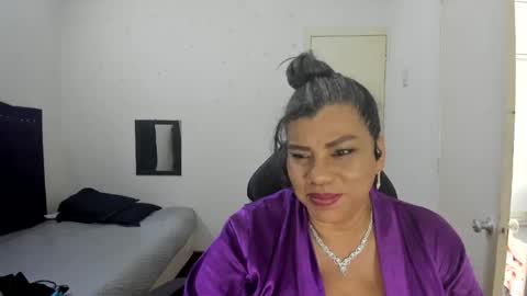 VIKY ADAMS online show from October 2025 03:13:01 PM