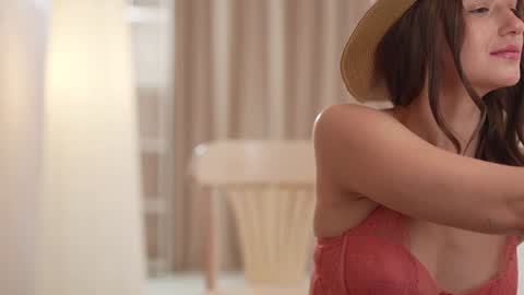 Lana online show from January 2025 03:26:01 PM