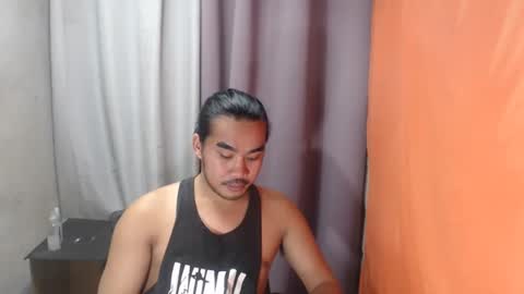 Snapshot of vin_17 chatting on January 2025 05:49:02 PM Call me Marvin online show from January 2025 05:49:02 PM