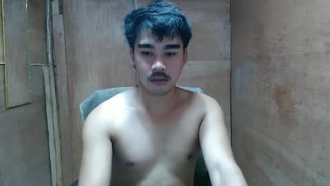 Snapshot of vin_17 chatting on April 2026 09:13:01 AM Call me Marvin online show from April 2026 09:13:01 AM