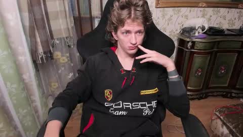 Dimoooooon online show from December 2025 10:35:01 AM