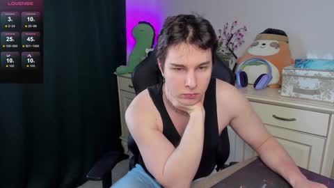 Snapshot of vincent__strong chatting on February 2026 08:35:01 AM Vincent Strong online show from February 2026 08:35:01 AM