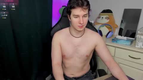 Snapshot of vincent__strong chatting on February 2026 08:43:01 AM Vincent Strong online show from February 2026 08:43:01 AM